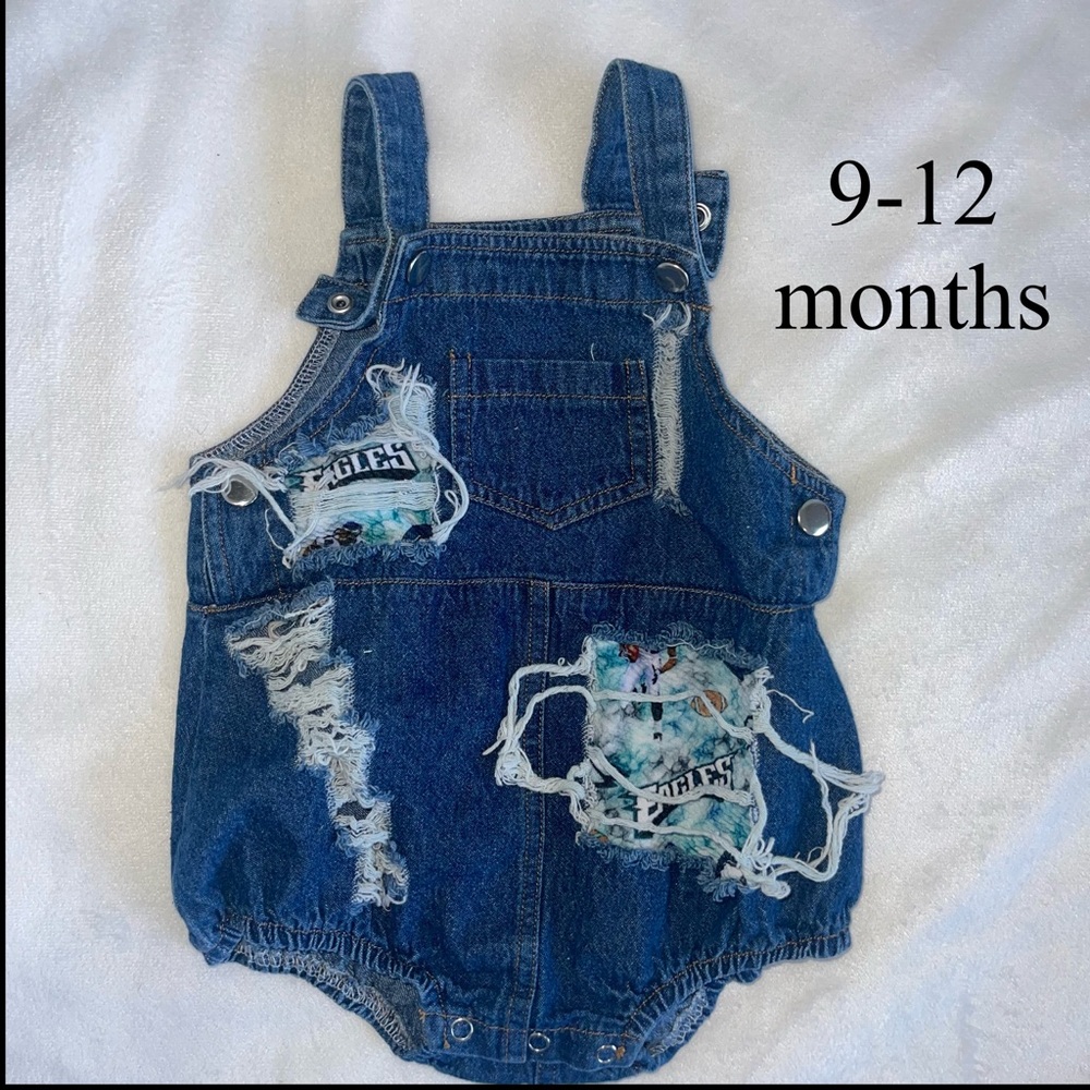 Small Shop Eagles Romper Like new condition